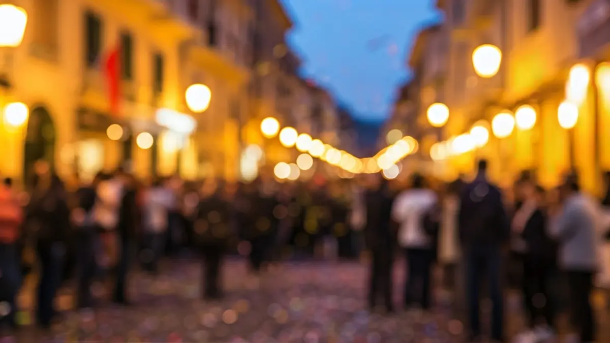 Imatge genèrica d'una festa popular amb confeti i gent celebrant.