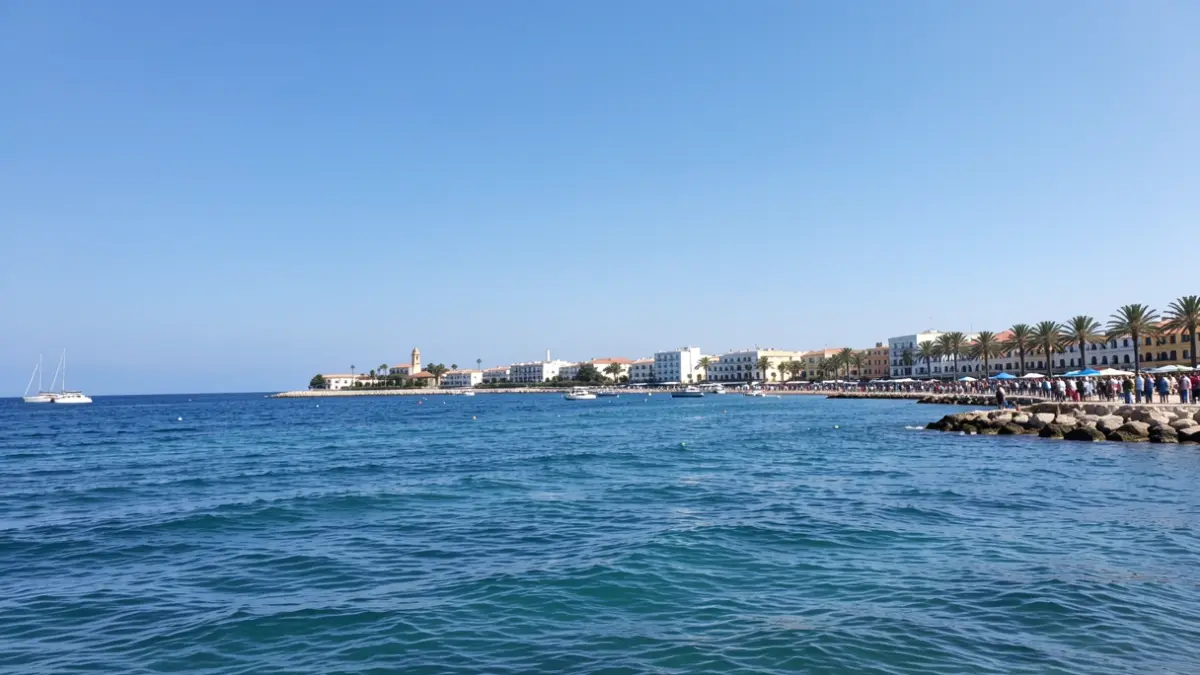 Imatge genèrica de cel clar i mar Mediterrani a Santa Pola.